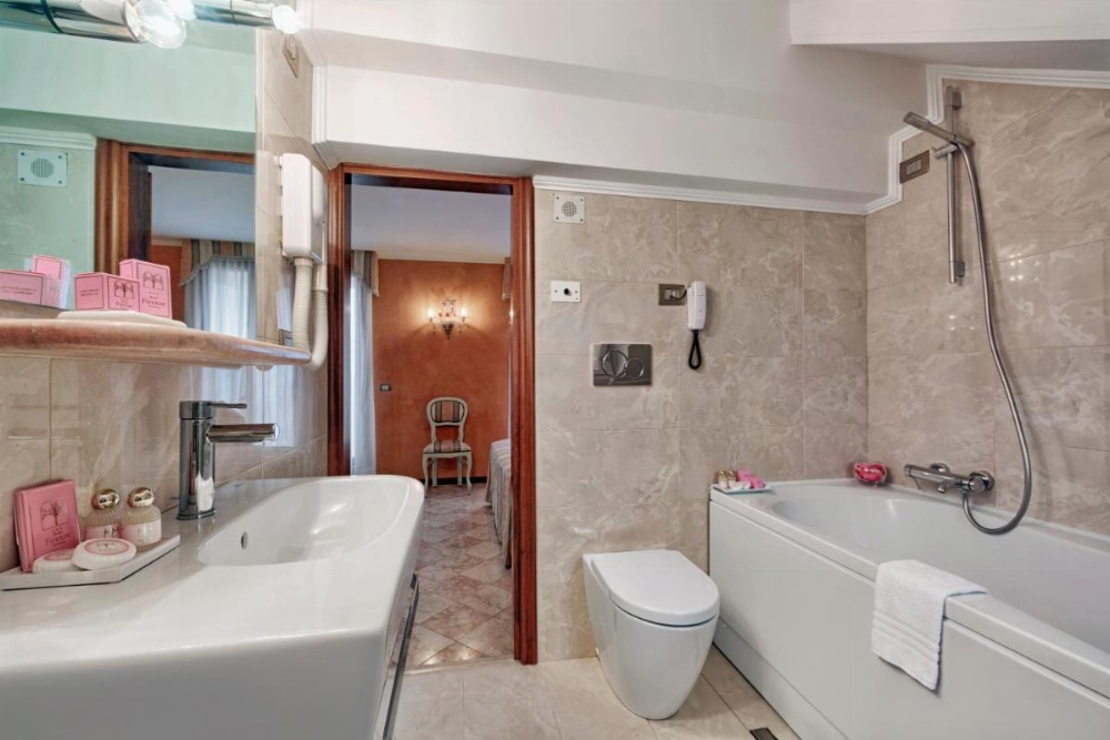 Hotel Firenze Image 28